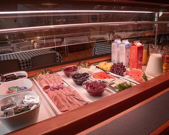 Nordgården Pension - Samso - Buffet