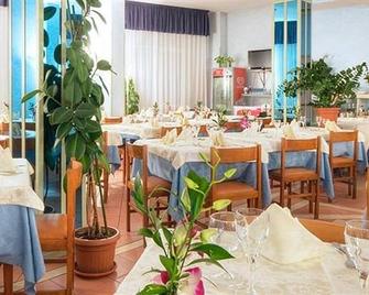 Hotel Giannino - Porto Recanati - Restaurante