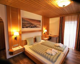 Hotel Bachmayerhof - Uderns - Bedroom