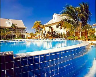 Old Bahama Bay Resort & Yacht Harbour - West End - Piscina