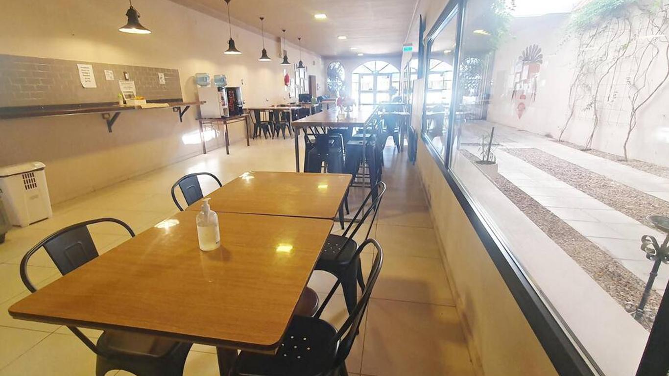 Hotel Pueblo Huarpe