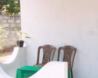 Fr Resort - Arugam