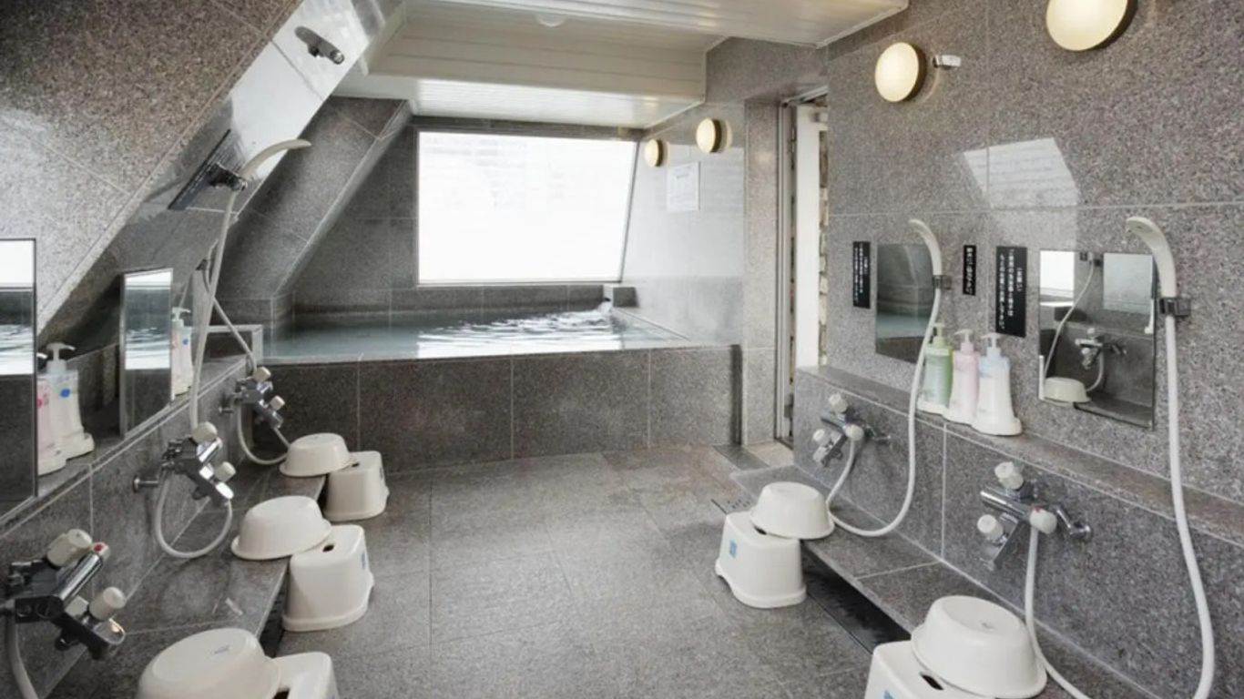 Hotel Check In Shimbashi