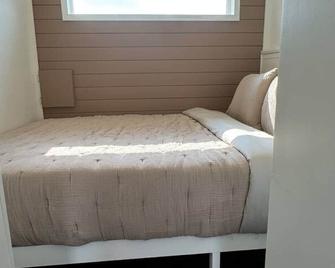 Container Cabin on the Colorado - Smithville - Habitación