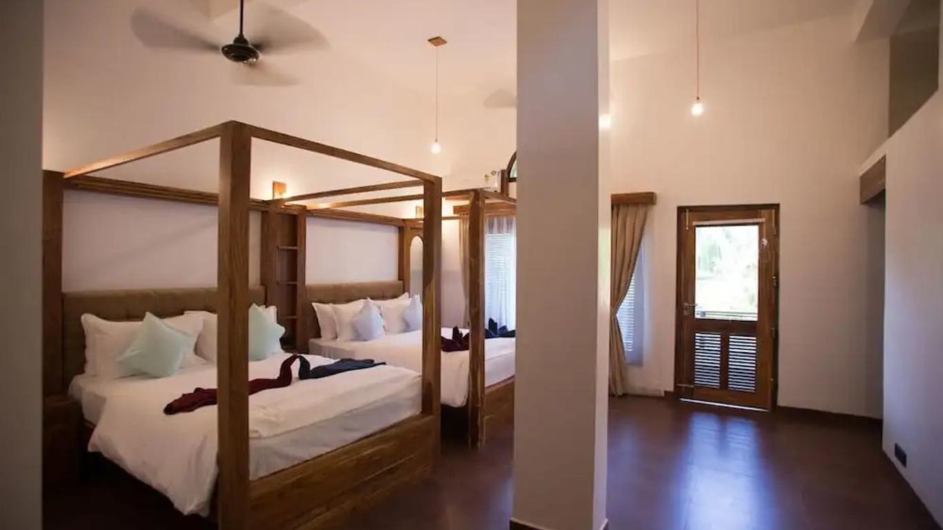 Dunhill Beach Resort