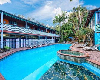 Arts Factory by Nomads - Byron Bay - Piscina