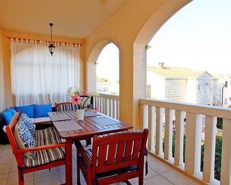 Apartments Maria - Supetar - Balcony