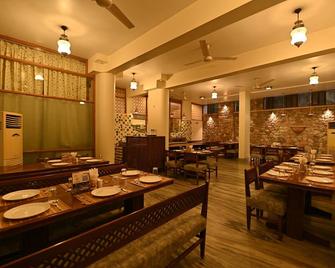Om Niwas Suite Hotel - Jaipur - Restaurant