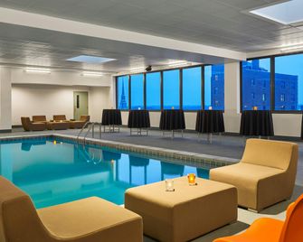 Aloft South Bend - סאות' בנד - בריכה