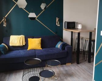 studi'home - Rouen - Living room