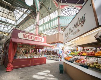 The White Swan Hotel - Halifax - Tienda