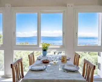 Hotel Paola - Carloforte - Essbereich