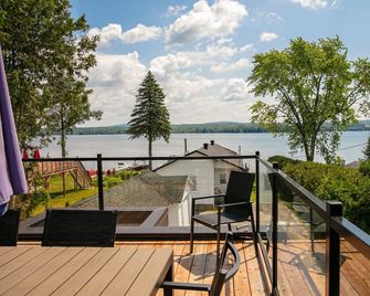 La Vue O-Lac Magog - 舍布魯克 - 陽台