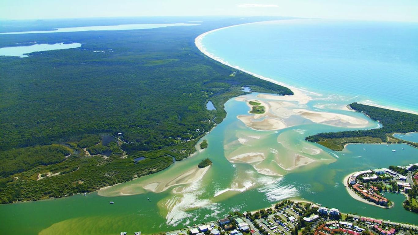 Coral Beach Noosa Resort