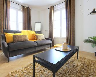 Apartment For 4 People Serris Val D'europe (Victoria2) - Serris - Wohnzimmer