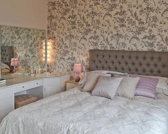 2 bedroom accommodation in Bakewell - Bakewell - Bedroom