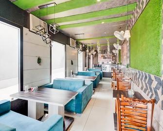 Mayur Resort - Mathura - Restaurant