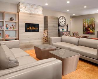 Country Inn & Suites by Radisson, Duluth North, MN - דולות' - טרקלין