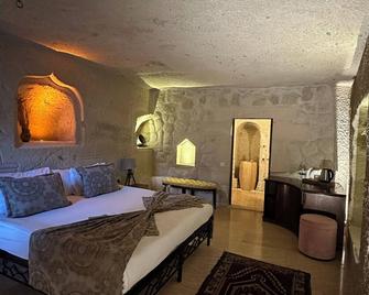 Ortahisar Cave Hotel - Urgup - Slaapkamer