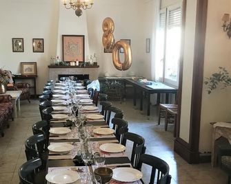 Hostal Montsoliu - Arbúcies - Restaurant