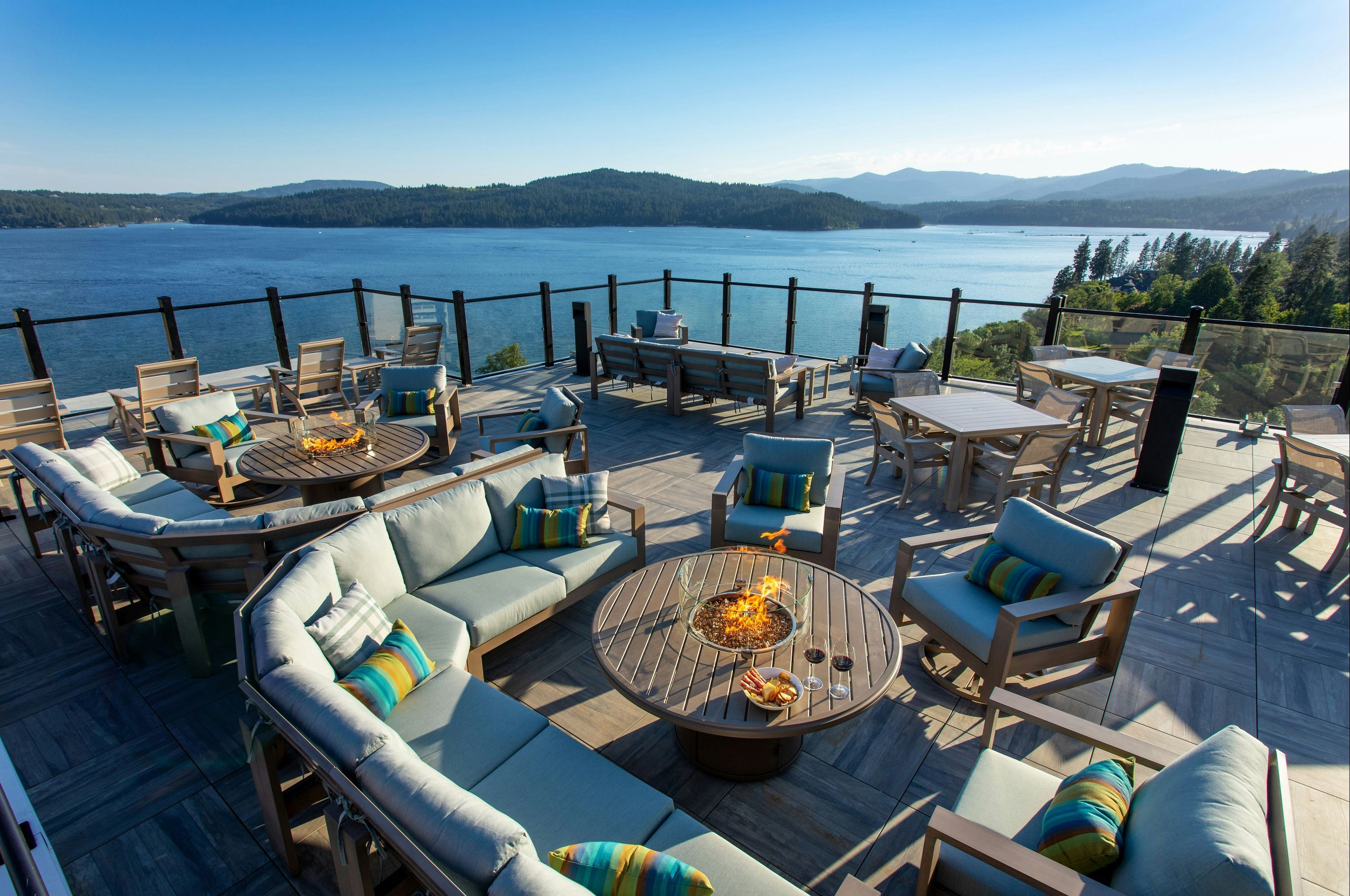One Lakeside - Coeur d’Alene - Innenhof