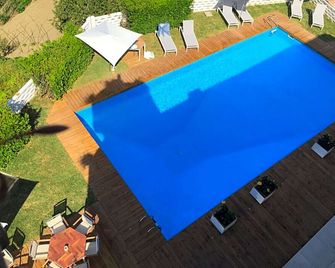 알베르고 리스토란테 카발리에레 - 시칠리 - 수영장