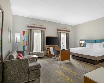 Hampton Inn & Suites Augusta West - Augusta - Habitación