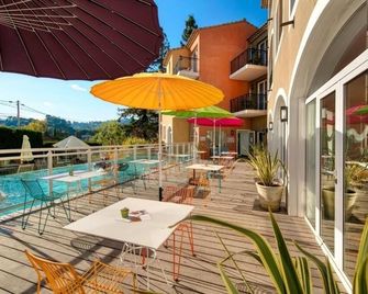 View from Your Patio | Kitchen | Outdoor Pool | Short Drive to Cannes Beach - Mougins - Bazén