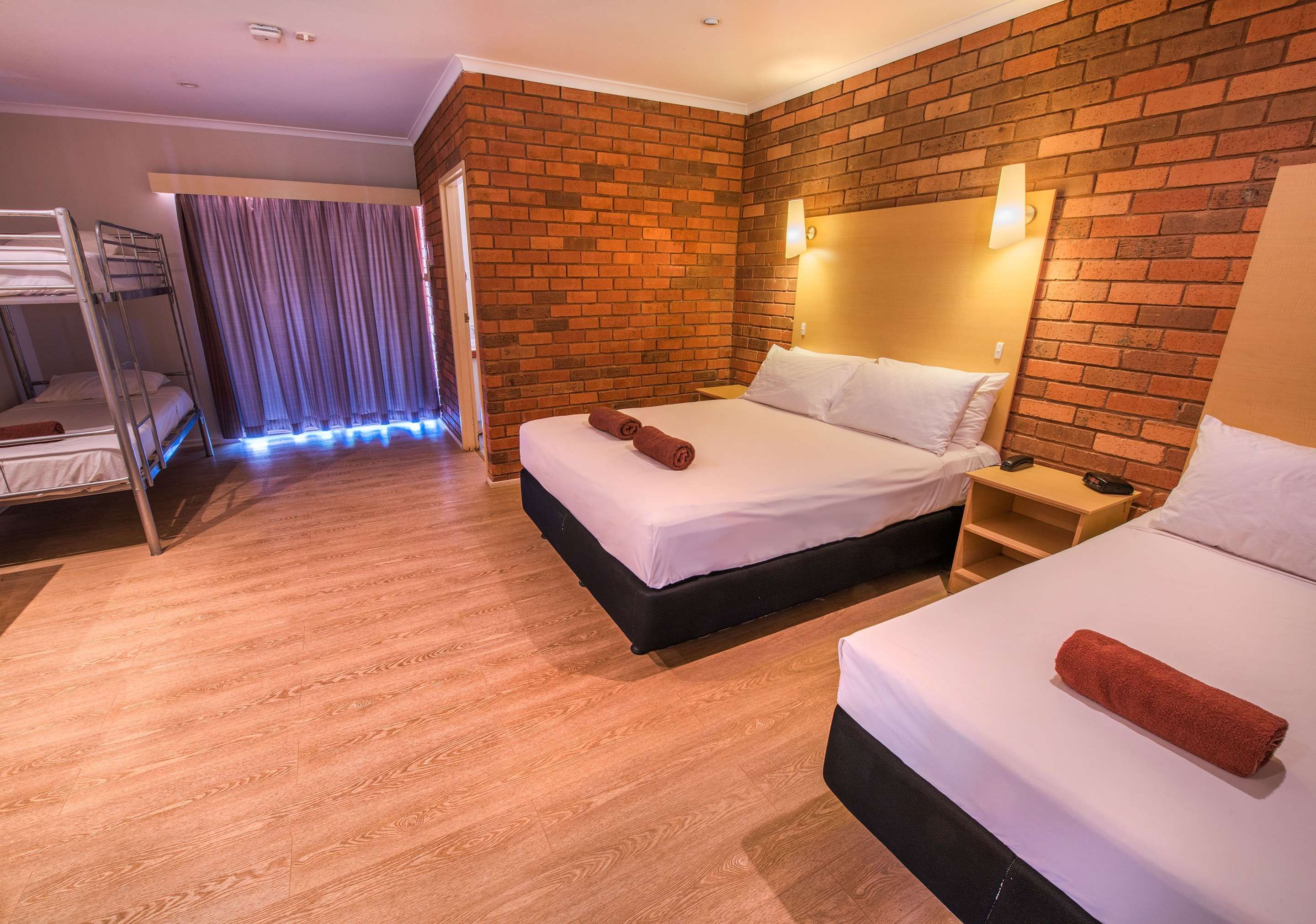Contour Hotel Katherine - Katherine - Ložnice