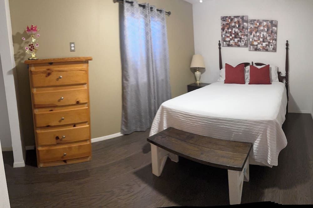 2-bedroom house in phenomenal San Antonio near downtown. Historic beautiful area - San Antonio - Habitación