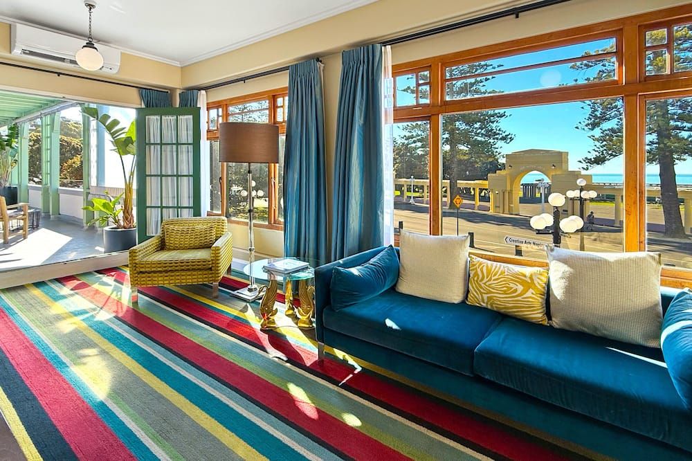 آرت ديكو ماسونيك هوتل - نابير - غرفة معيشة