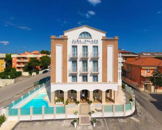 Residence Hotel Alba Palace - Alba Adriatica - Budova