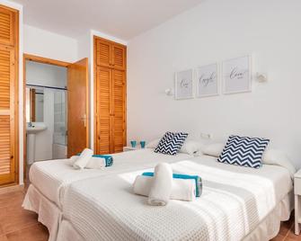 Apartamentos Annabel 1 habitación - Cala Galdana - Bedroom