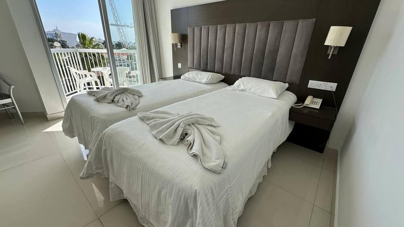 Napa Jay Hotel