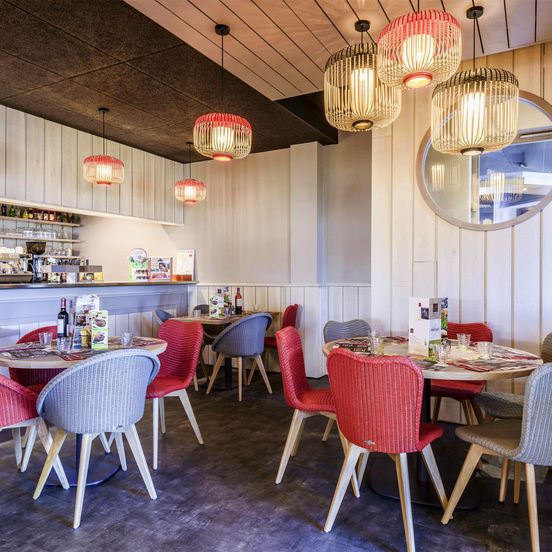 Ibis Budget Bayonne image 1