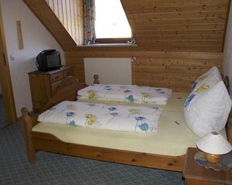 Gasthof Jägerheim - Birgland - Bedroom