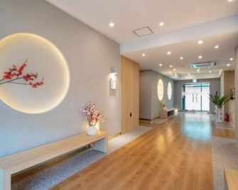 H Avenue Hotel Gyeryong Eomsa branch - Gyeryong