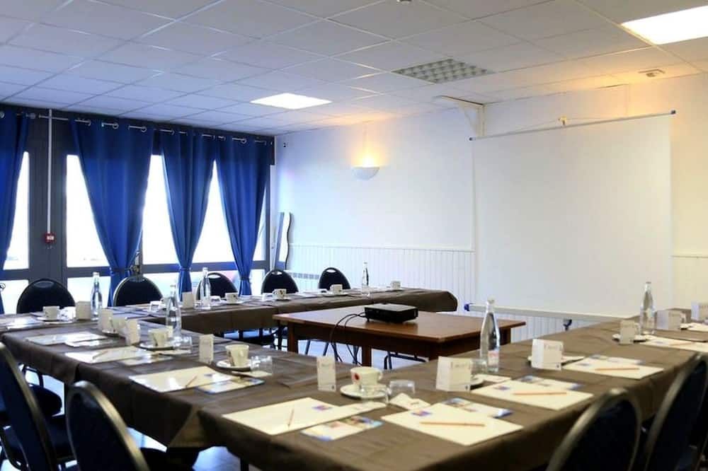 Atoll Hotel Logis Angers, Beaucouzé