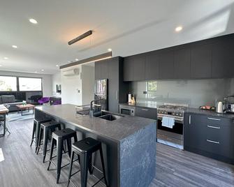Royal Residency - Auckland - Kitchen
