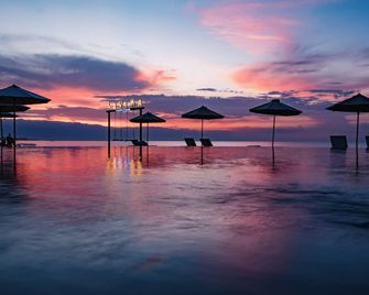 Lovina Beach Club and Resort - Buleleng