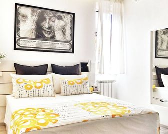 Pigneto Village B&b Roma Apartment With Balcony Metro C - רומא - חדר שינה