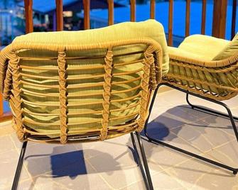 Fatims Beach House - Maafushi - Patio