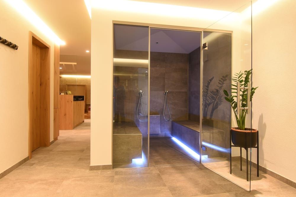 Hubertus, 3 Sterne Superior - Lech am Arlberg - Hall