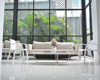 Rezt Bangkok - Bangkok - Lobby