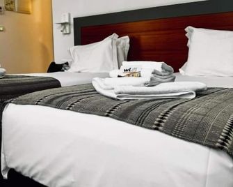 Aliança café & hostel - Angra do Heroísmo