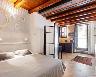 Palermo Lovely Studio near the Cathedral - Palermo - Bedroom