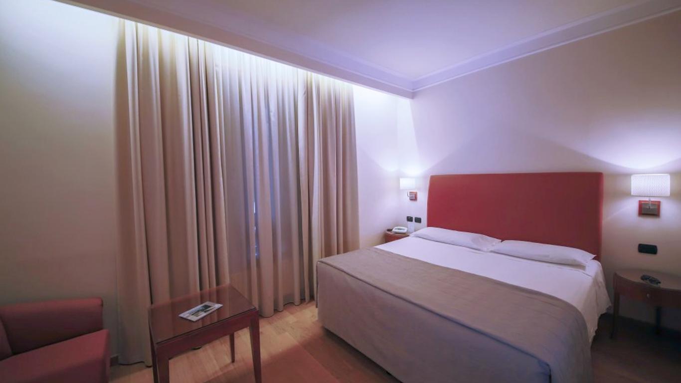 Monica Hotel Fiera