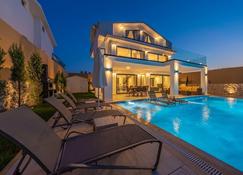 La Marbella Villa - Fethiye - Pool