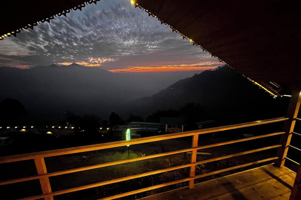 ذا نيرفانا ستايز - نينيتال - شرفة