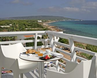 Insotel Hotel Formentera Playa - Platja de Migjorn - Balkon